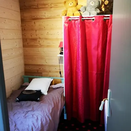 Aux 3 Ours , Kota-grill, Sauna Le Val-dʼAjol