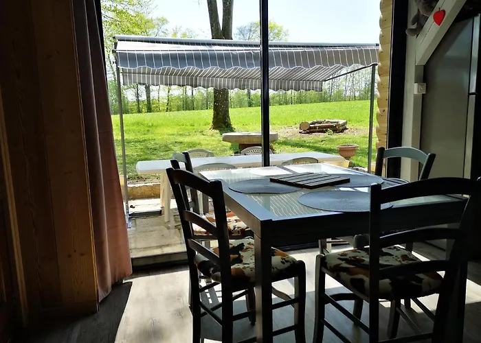 Aux 3 Ours , Kota-grill, Sauna Le Val-dʼAjol